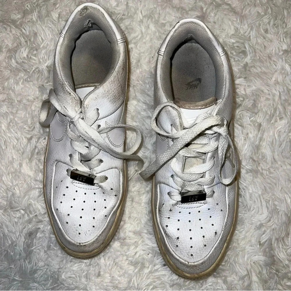Nike AF1 Air Forces Size 7.5 - Picture 4 of 7